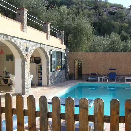 Feriehus Casa Lella Dolcedo