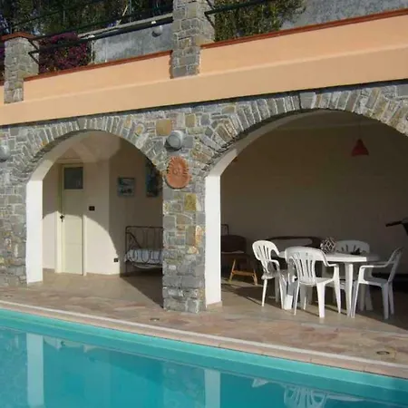 Casa Lella Feriehus Dolcedo
