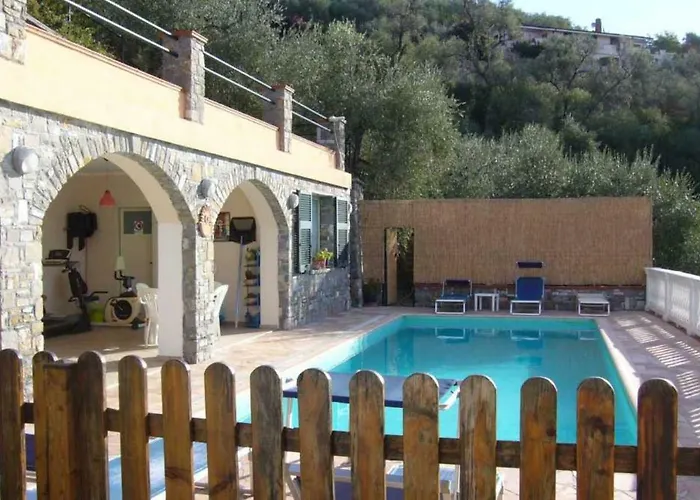 Feriehus Casa Lella Dolcedo